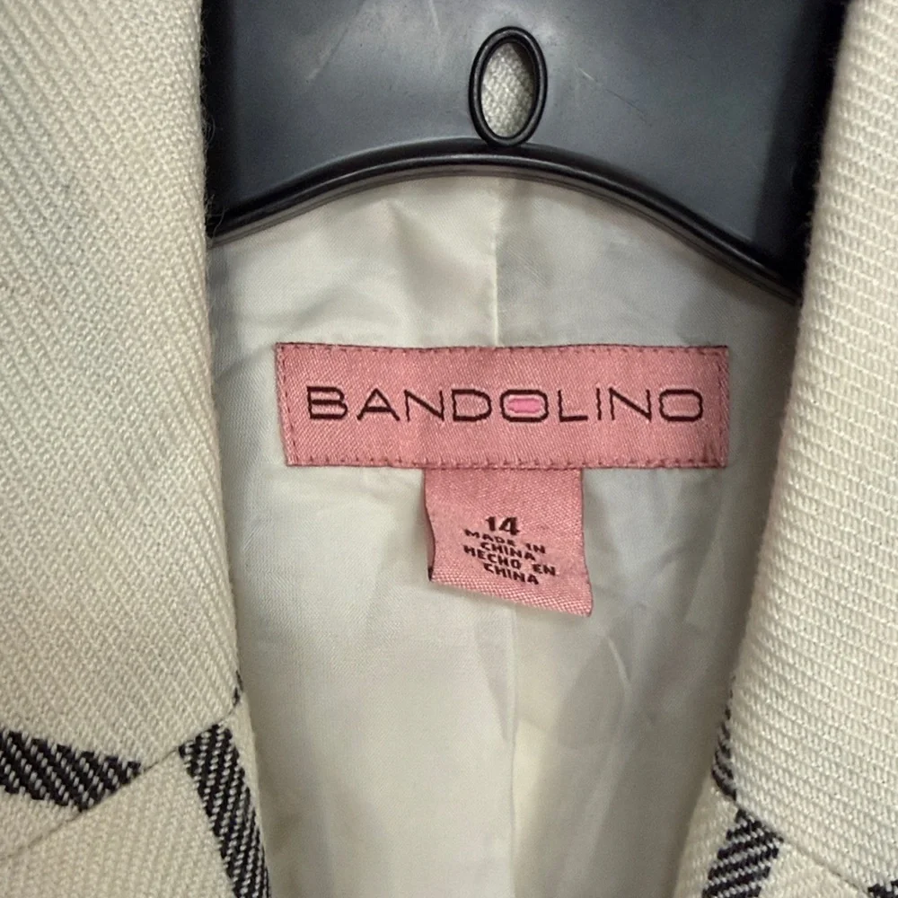 Bandolino Cream and Black Plaid Blazer - Picture 2 of 9